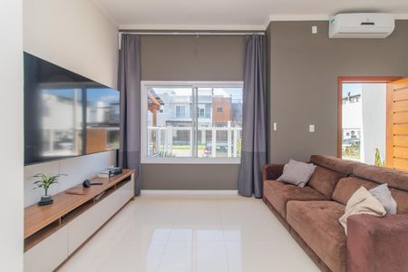 Sala de casa para alugar com 3 quartos, 96m² em Hípica, Porto Alegre