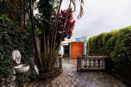 Casa à venda com 210m², 4 quartos e sem vaga Casa à venda com 210m², 4 quartos e sem vagaÁrea externa