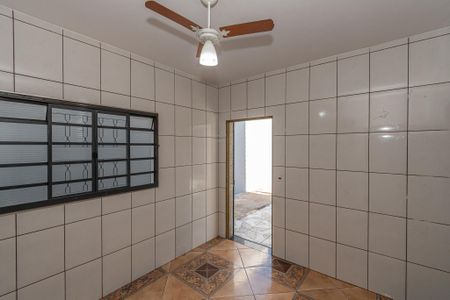 Casa para alugar com 300m², 3 quartos e 3 vagasCozinha 