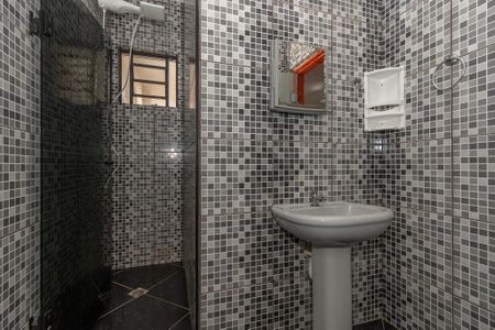 Casa para alugar com 300m², 3 quartos e 3 vagasBanheiro Social