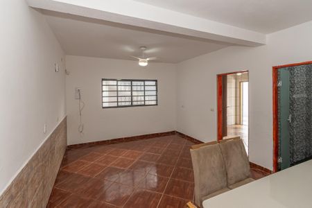 Casa para alugar com 300m², 3 quartos e 3 vagasSala de Estar