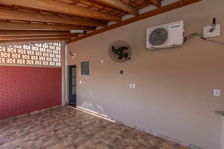 Casa para alugar com 300m², 3 quartos e 3 vagasChurrasqueira 