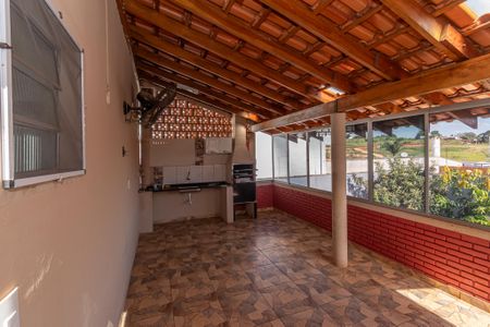 Casa para alugar com 300m², 3 quartos e 3 vagasChurrasqueira 