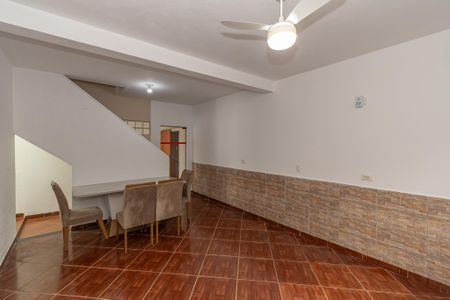 Casa para alugar com 300m², 3 quartos e 3 vagasSala de Estar