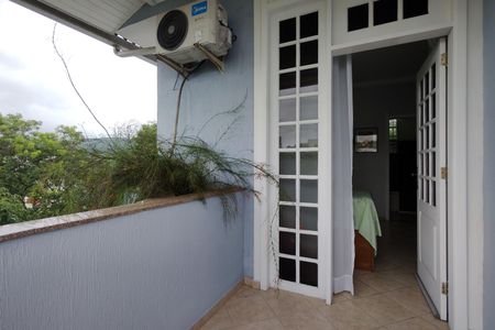 Casa de condomínio à venda com 573m², 4 quartos e 15 vagas Casa de condomínio à venda com 573m², 4 quartos e 15 vagasSuíte