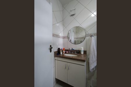 Casa de condomínio à venda com 573m², 4 quartos e 15 vagasBanheiro da Suíte 3