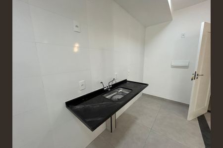 Apartamento à venda com 43m², 2 quartos e 1 vagaCozinha