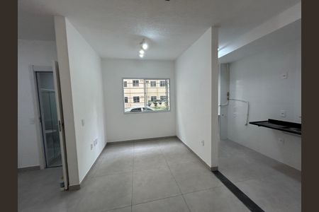 Sala de apartamento à venda com 2 quartos, 43m² em Bonsucesso, Rio de Janeiro