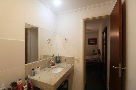 Apartamento para alugar com 126m², 4 quartos e 1 vaga Apartamento para alugar com 126m², 4 quartos e 1 vagaBanheiro Suíte