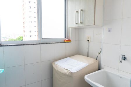 Apartamento à venda com 70m², 3 quartos e 1 vagaÁrea de Serviço