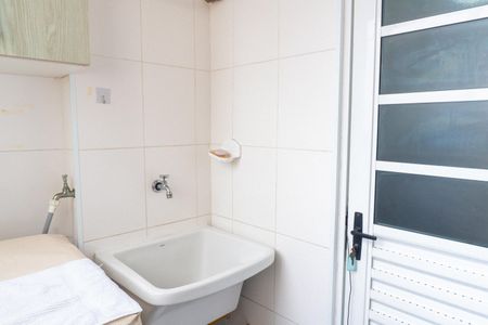 Apartamento à venda com 70m², 3 quartos e 1 vagaÁrea de Serviço