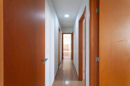 Apartamento para alugar com 156m², 4 quartos e 2 vagasCorredor