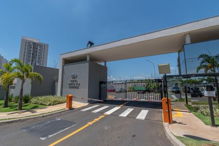 Apartamento para alugar com 57m², 2 quartos e 1 vagaFachada e Portaria 