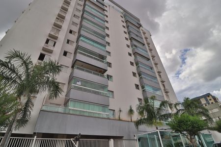 Apartamento para alugar com 89m², 3 quartos e 1 vagaFachada