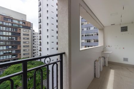 Apartamento à venda com 201m², 3 quartos e 3 vagas Apartamento à venda com 201m², 3 quartos e 3 vagasÁrea de Serviço