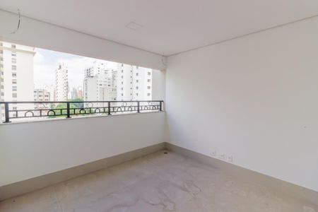 Apartamento à venda com 201m², 3 quartos e 3 vagas Apartamento à venda com 201m², 3 quartos e 3 vagasVaranda
