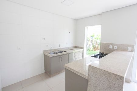 Casa de condomínio para alugar com 149m², 3 quartos e 2 vagasCozinha