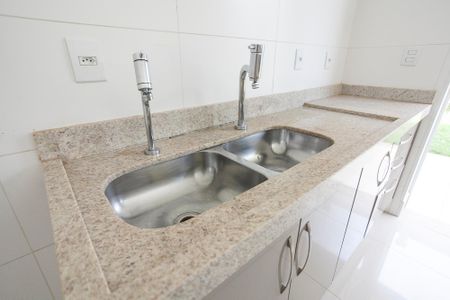 Casa de condomínio para alugar com 149m², 3 quartos e 2 vagasCozinha