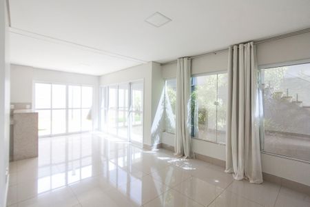 Sala de casa de condomínio para alugar com 3 quartos, 149m² em Granja Marileusa, Uberlândia
