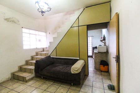 Sala de casa à venda com 3 quartos, 104m² em Vila Taquari, São Paulo