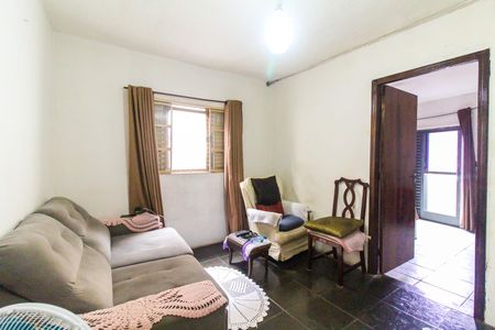 Sala/Quarto de casa à venda com 3 quartos, 104m² em Vila Taquari, São Paulo