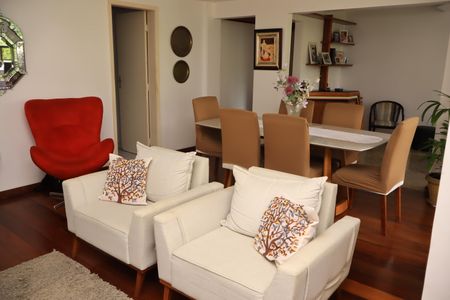 Apartamento para alugar com 3 quartos, 130m² em Caminho das Árvores, Salvador