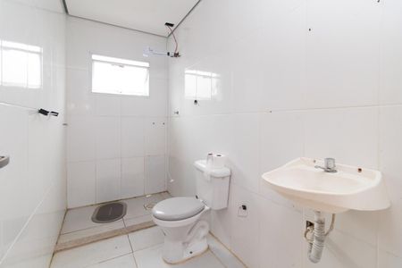 Casa para alugar com 119m², 4 quartos e sem vaga Casa para alugar com 119m², 4 quartos e sem vagaBanheiro