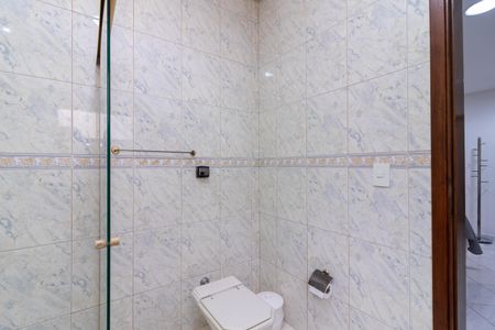 Casa para alugar com 230m², 4 quartos e 4 vagasBanheiro da Suíte 1