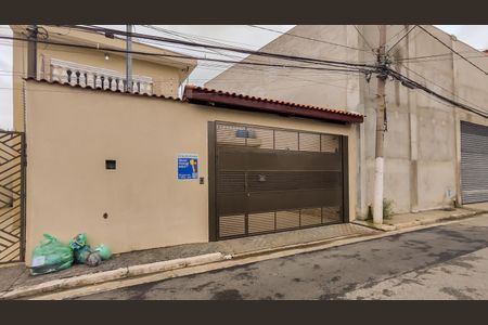 Casa para alugar com 230m², 4 quartos e 4 vagasFachada