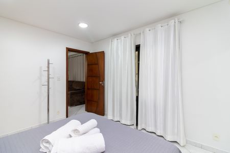 Casa para alugar com 230m², 4 quartos e 4 vagasSuíte 1