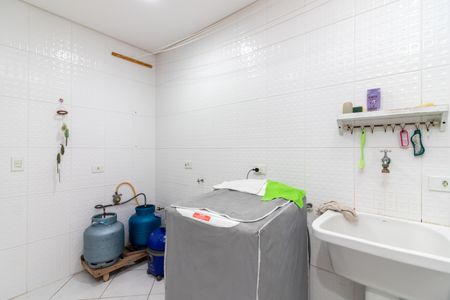 Casa para alugar com 230m², 4 quartos e 4 vagasLavanderia