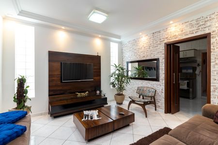 Sala de casa para alugar com 4 quartos, 230m² em Sítio do Morro, São Paulo