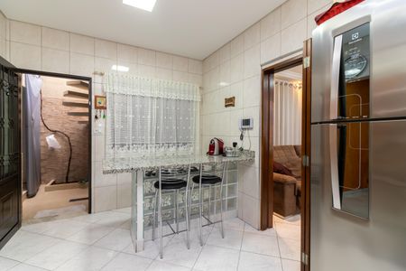 Casa para alugar com 230m², 4 quartos e 4 vagasCozinha