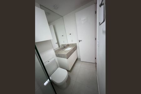 Banheiro de apartamento à venda com 1 quarto, 39m² em Pinheiros, São Paulo