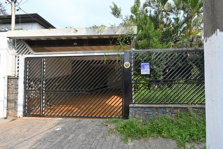 Casa à venda com 400m², 3 quartos e 2 vagasFachada
