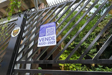 Casa à venda com 400m², 3 quartos e 2 vagasPlaquinha de Venda Instalada 18-03-2026 - Cod:PKSB-80