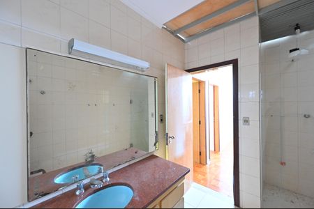 Casa à venda com 400m², 3 quartos e 2 vagasBanheiro Social