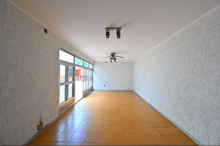 Casa à venda com 400m², 3 quartos e 2 vagasSalão de Festas