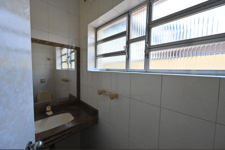 Casa à venda com 400m², 3 quartos e 2 vagasLavabo