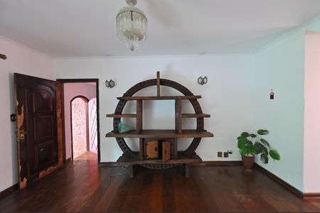 Casa à venda com 400m², 3 quartos e 2 vagasSala