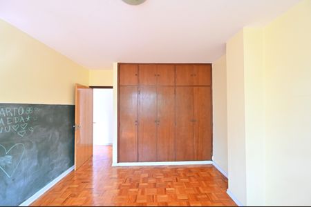 Casa à venda com 400m², 3 quartos e 2 vagasQuarto 3