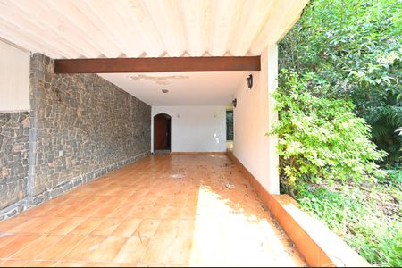 Casa à venda com 400m², 3 quartos e 2 vagasGaragem