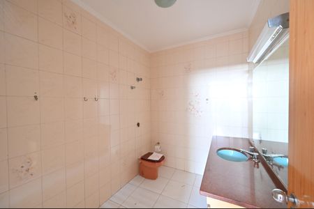 Casa à venda com 400m², 3 quartos e 2 vagasBanheiro Social