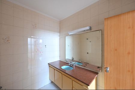 Casa à venda com 400m², 3 quartos e 2 vagasBanheiro Social