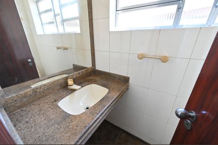 Casa à venda com 400m², 3 quartos e 2 vagasLavabo