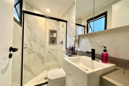 Apartamento à venda com 72m², 3 quartos e 1 vagaBanheiro da Suíte