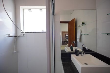Apartamento para alugar com 55m², 2 quartos e 1 vagaBanheiro
