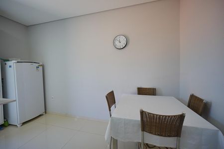 Sala de apartamento para alugar com 2 quartos, 55m² em Campeche, Florianópolis