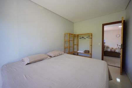 Quarto 1 de apartamento para alugar com 2 quartos, 55m² em Campeche, Florianópolis