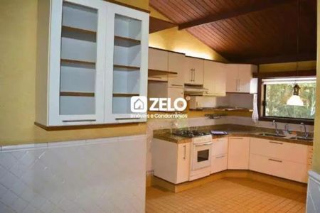 Casa à venda com 229m², 3 quartos e 2 vagasFoto 06
